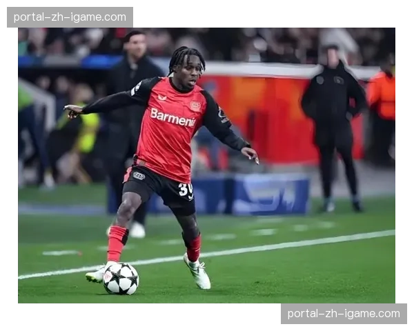 传闻：曼联球探现场考察勒沃库森边锋弗林蓬